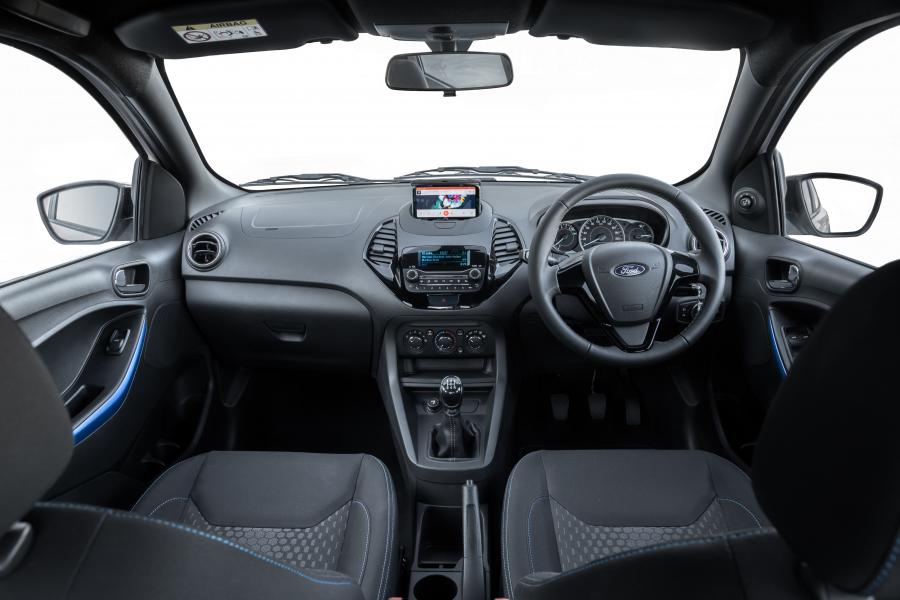 Торпедо Ford Figo Blu 2019 года  (фото 17 из 40)
